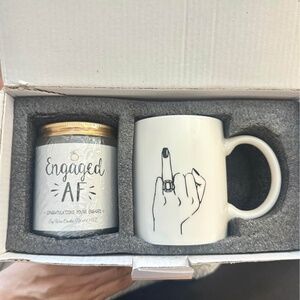 Engagement gifts bundle